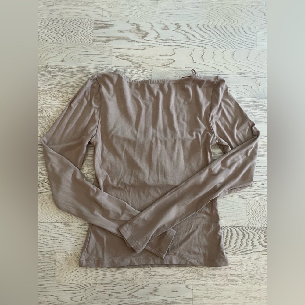 Dynamite Long Sleeve Ruched Top - Picture 2 of 4